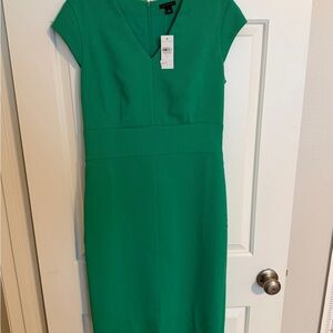 Ann Taylor Vibrant Green V-Neck Dress